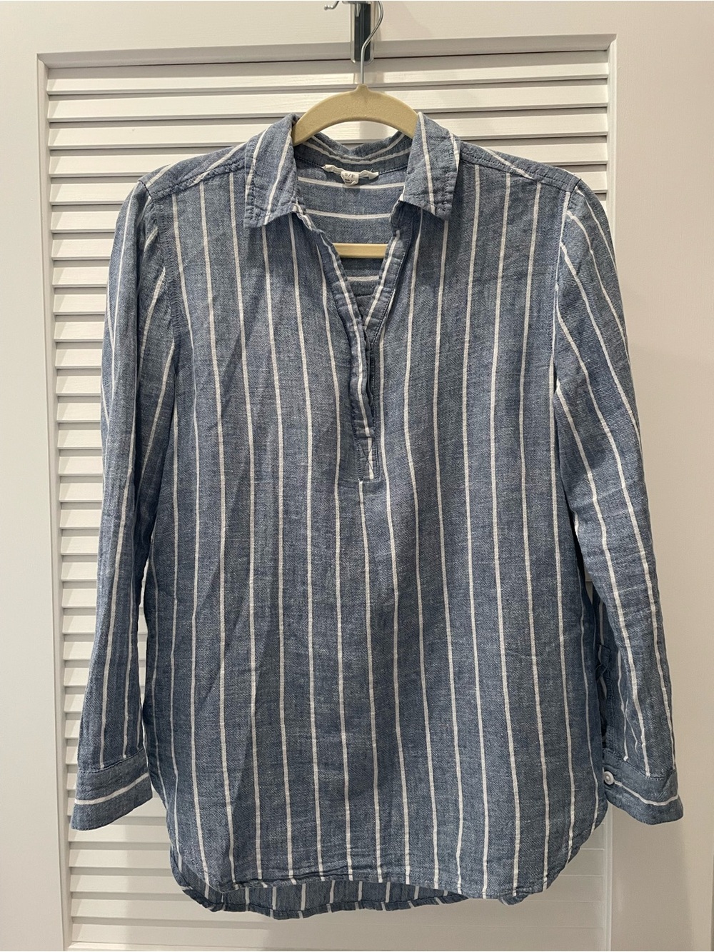 Beach Lunch Lounge Blue and White Striped Popover Cotton Linen